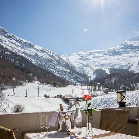 Апартаменты Bristolino Зас-Фе