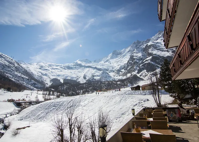 Bristolino Apartment *