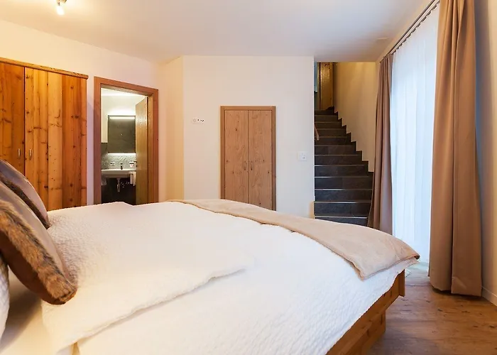 Bristolino Apartment *